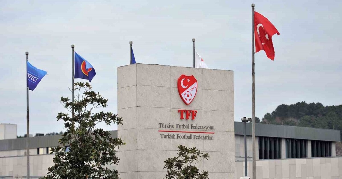 MHK’de iki istifa!